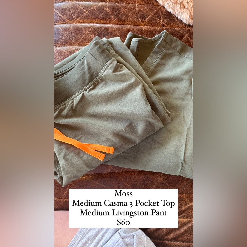 Figs Scrubs, worn once, excellent condition! Washed, disinfected and hung to dry